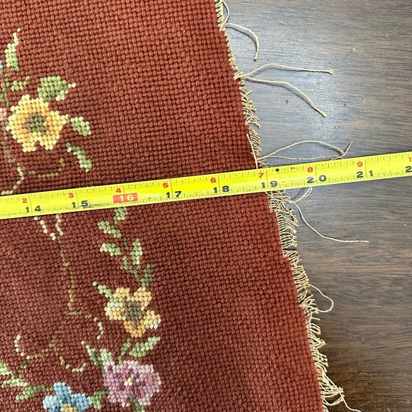 Needle Point/Petit Point. In Excellent Antique Condition. - Picture 6 of 7